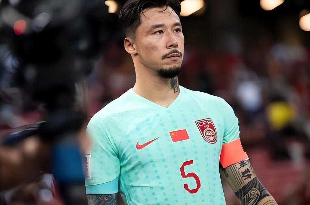 奇异果体育篮球直播-武汉球迷都觉得刘奕鸣会走，为何如今却官宣跟三镇续约，引发热议