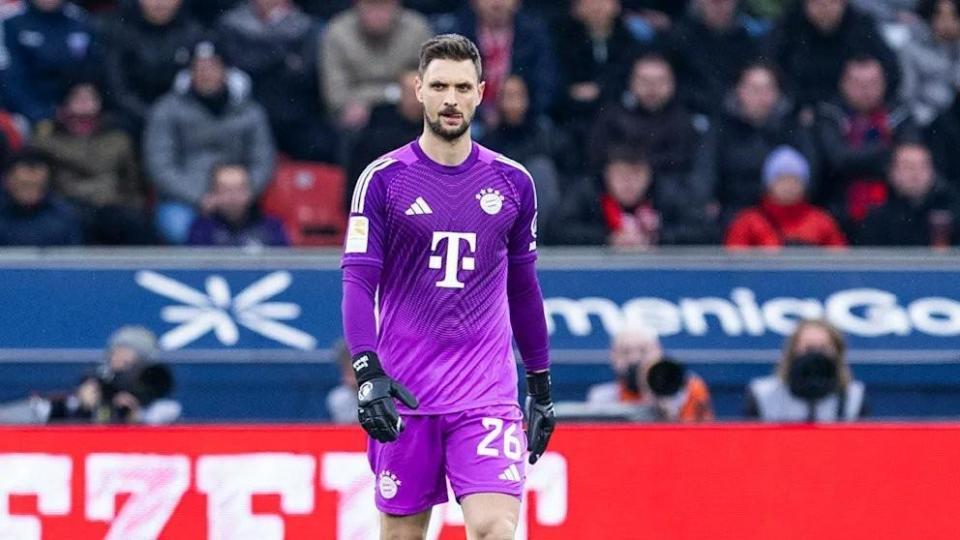 奇异果体育篮球直播-团灭！拜仁一线队3门将加二队门将全部受伤 16岁天才或出战欧冠